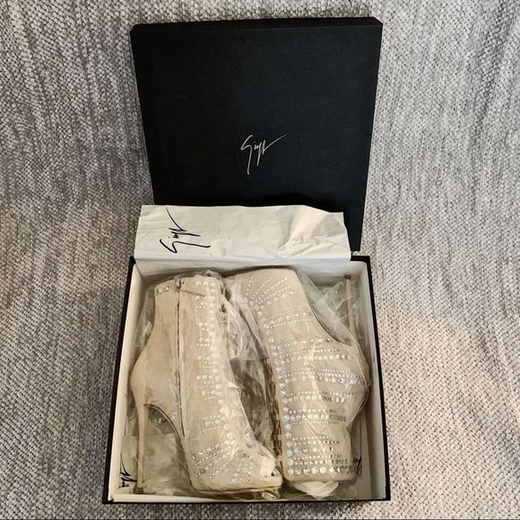 Giuseppe Zanotti “Kaylee” Rhinestone Embellished Suede Lace up Heels - Picture 11 of 13